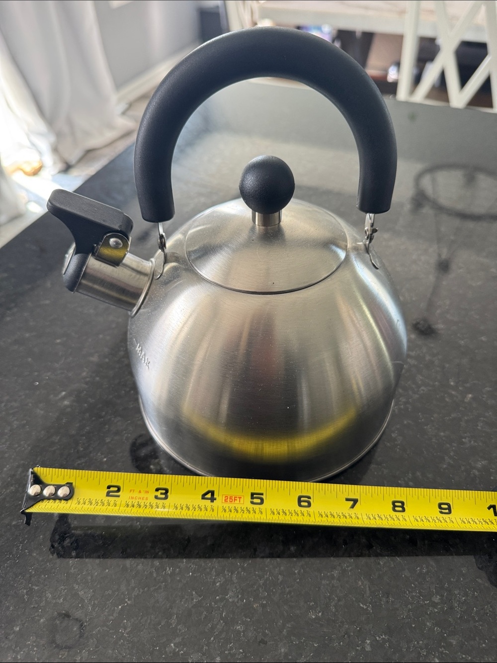 Tea pot
